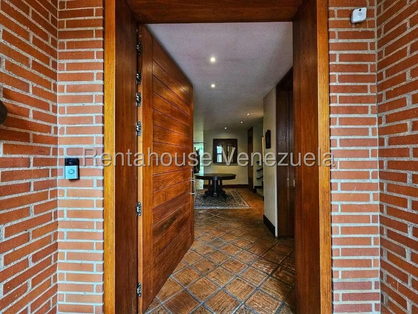 Casa (Duplex) en Venta en La Floresta, Distrito Metropolitano - 3