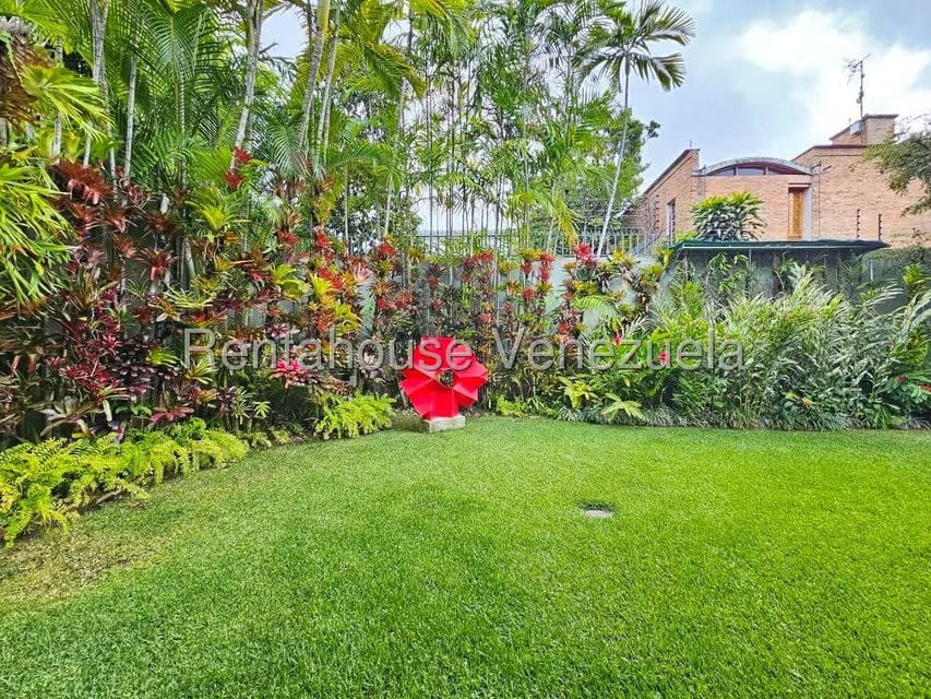 Casa (Duplex) en Venta en La Floresta, Distrito Metropolitano - 8