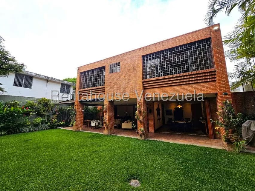 Casa (Duplex) en Venta en La Floresta, Distrito Metropolitano - 9