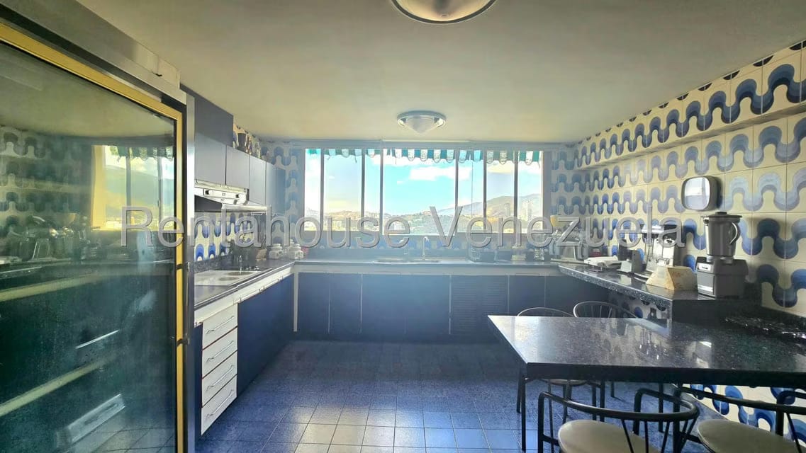 Casa (Multipes Niveles) en Venta en Colinas de Los Chaguaramos, Distrito Metropolitano - 13