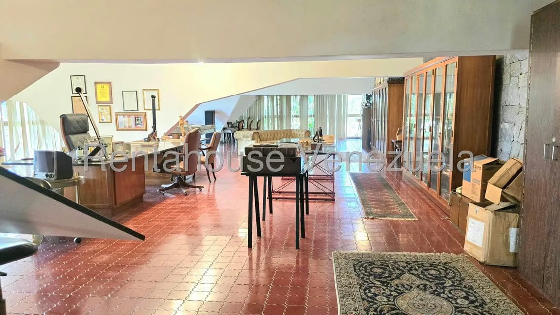 Casa (Multipes Niveles) en Venta en Colinas de Los Chaguaramos, Distrito Metropolitano - 21
