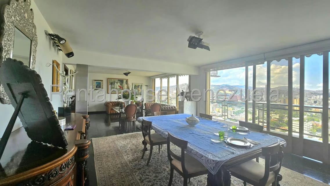 Casa (Multipes Niveles) en Venta en Colinas de Los Chaguaramos, Distrito Metropolitano - 9