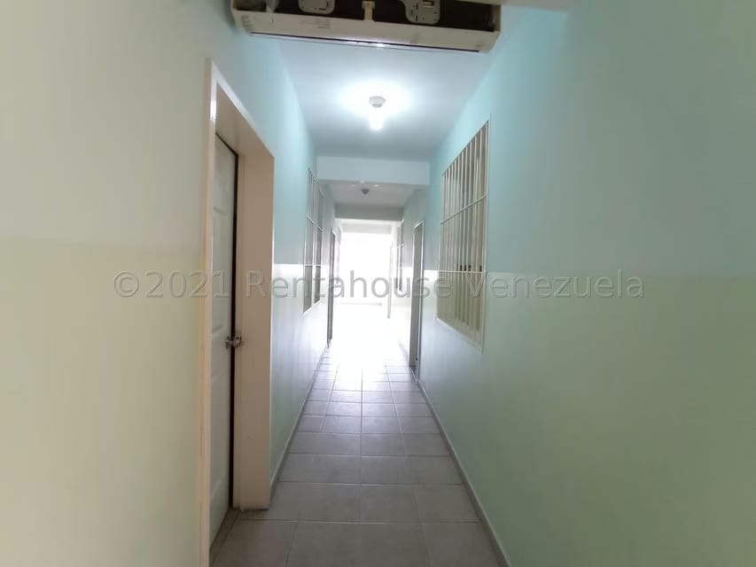 Casa (Multipes Niveles) en Venta en El Limon, Aragua - 11