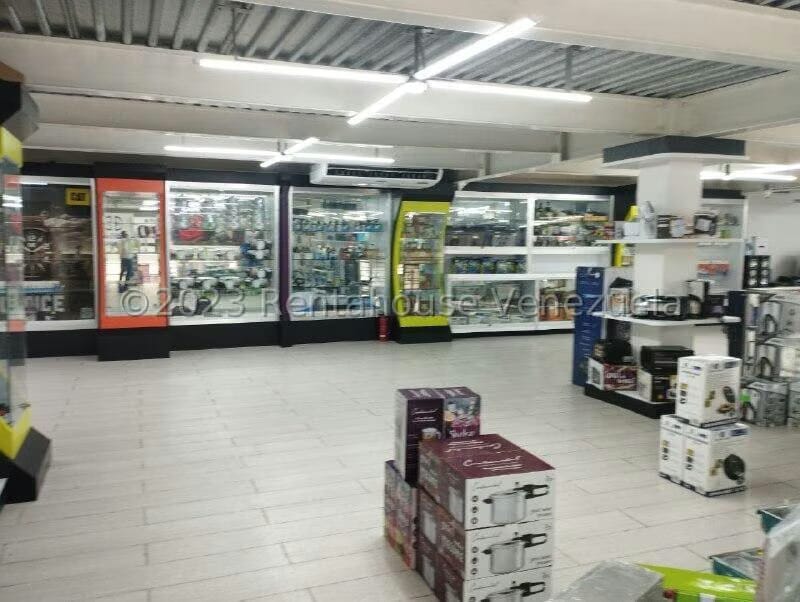 Comercial (Edificio) en Venta en Centro, Lara - 12