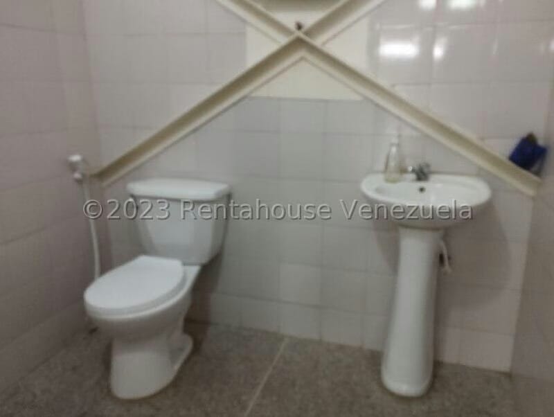 Comercial (Edificio) en Venta en Centro, Lara - 16
