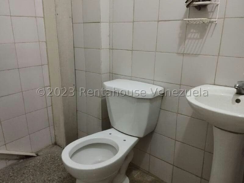 Comercial (Edificio) en Venta en Centro, Lara - 17