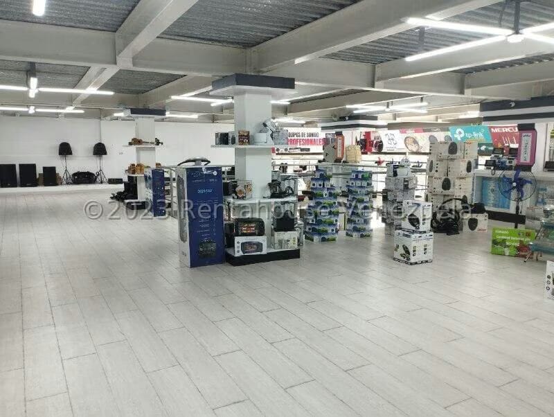 Comercial (Edificio) en Venta en Centro, Lara - 10