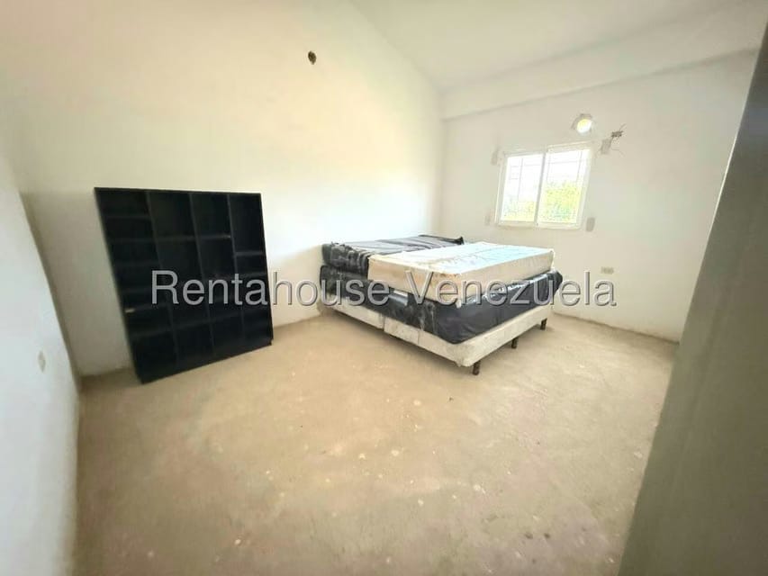 Casa (Duplex) en Venta en Avenida 34, Zulia - 13