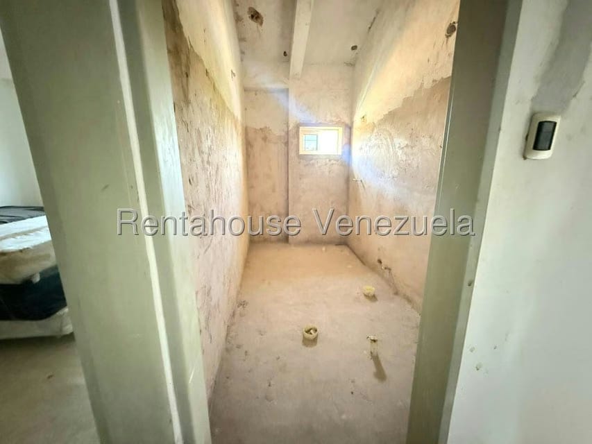 Casa (Duplex) en Venta en Avenida 34, Zulia - 16