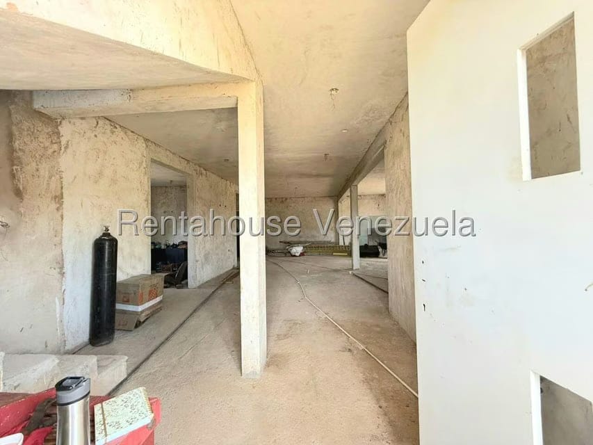 Casa (Duplex) en Venta en Avenida 34, Zulia - 3