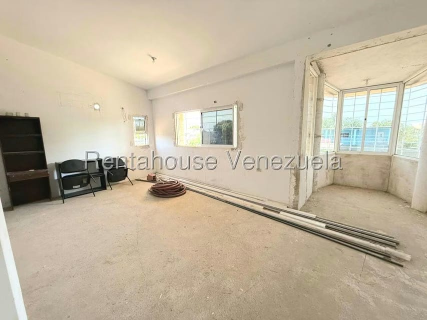 Casa (Duplex) en Venta en Avenida 34, Zulia - 10