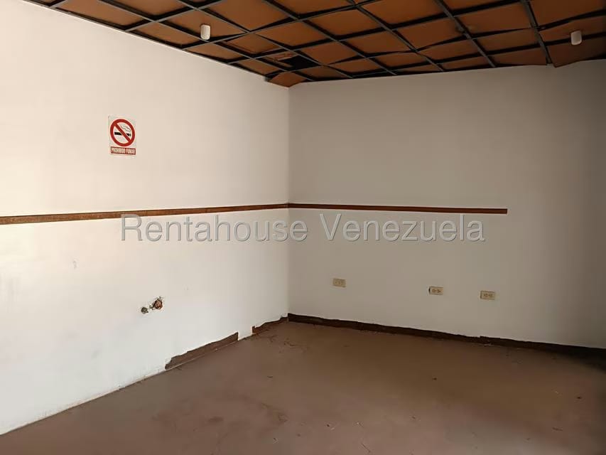 Comercial (Local Comercial) en Alquiler en El Tambor, Miranda - 7