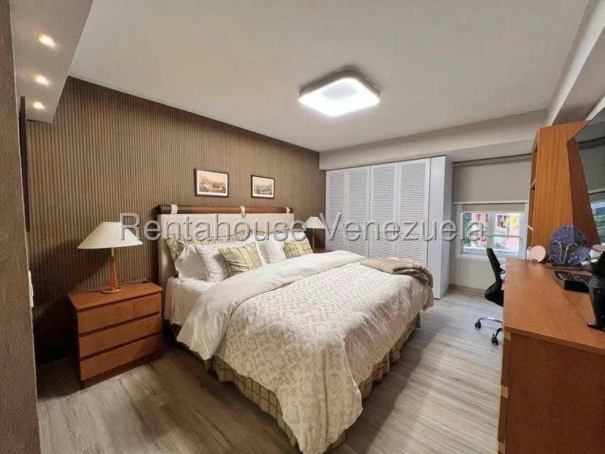 Apartamento (Duplex) en Venta en Los Samanes, Distrito Metropolitano - 19