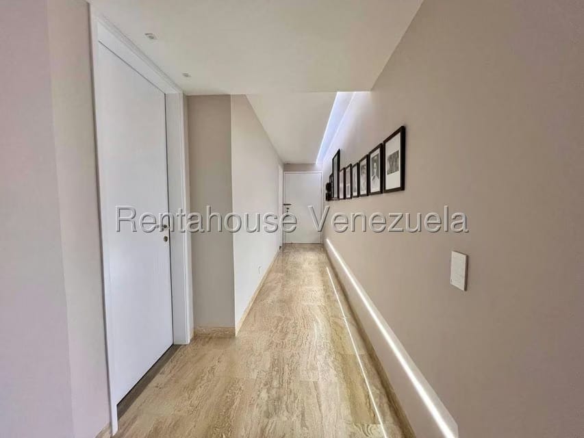 Apartamento (Duplex) en Venta en Los Samanes, Distrito Metropolitano - 22