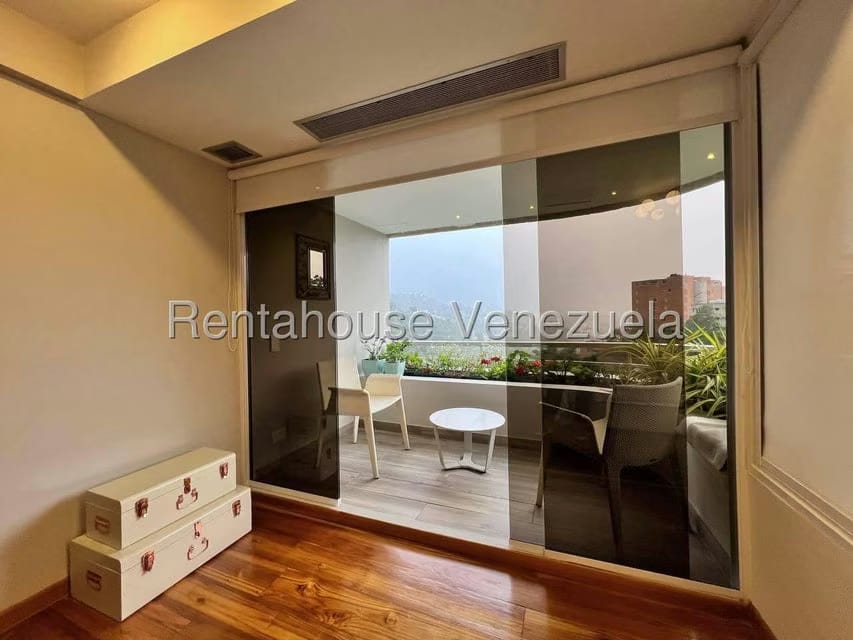 Apartamento (Duplex) en Venta en Los Samanes, Distrito Metropolitano - 33
