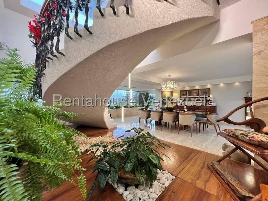 Apartamento (Duplex) en Venta en Los Samanes, Distrito Metropolitano - 40