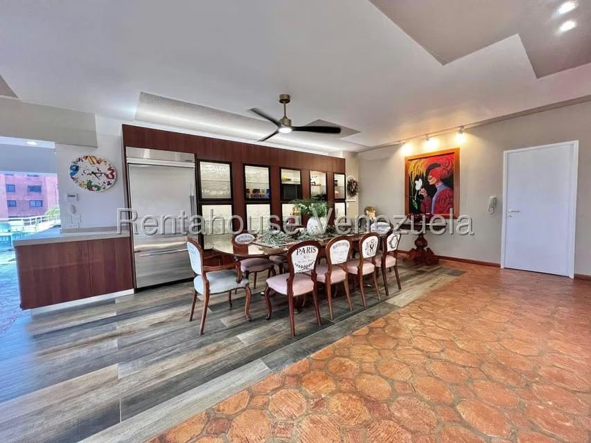 Apartamento (Duplex) en Venta en Los Samanes, Distrito Metropolitano - 41