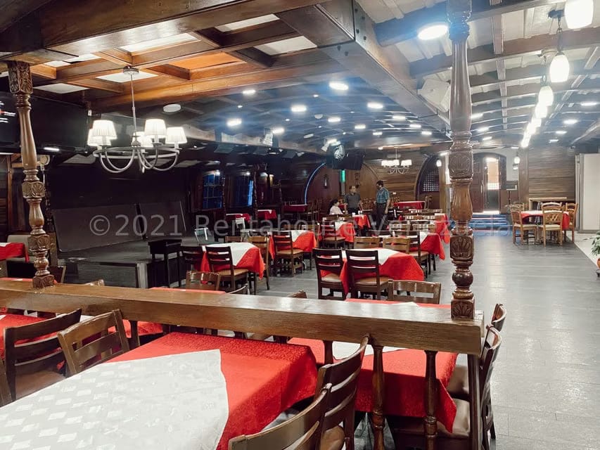 Comercial (Local Comercial) en Venta en El Rosal, Distrito Metropolitano - 4