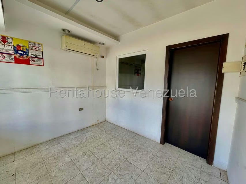 Comercial (Local Comercial) en Alquiler en Punto Fijo, Falcon - 4