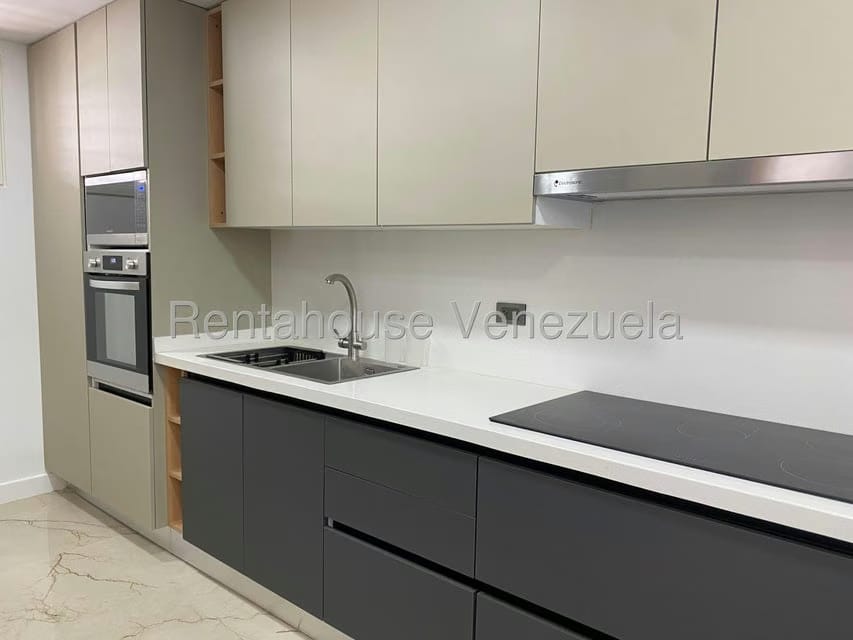 Apartamento (1 Nivel) en Alquiler en Escampadero, Distrito Metropolitano - 11