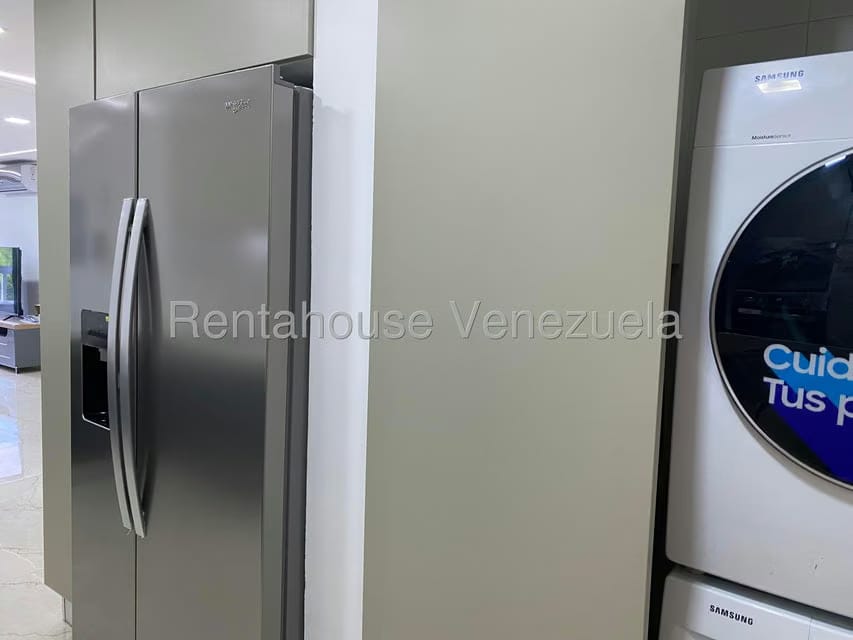 Apartamento (1 Nivel) en Alquiler en Escampadero, Distrito Metropolitano - 13