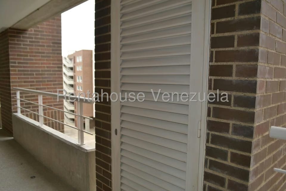 Apartamento (1 Nivel) en Alquiler en Escampadero, Distrito Metropolitano - 24