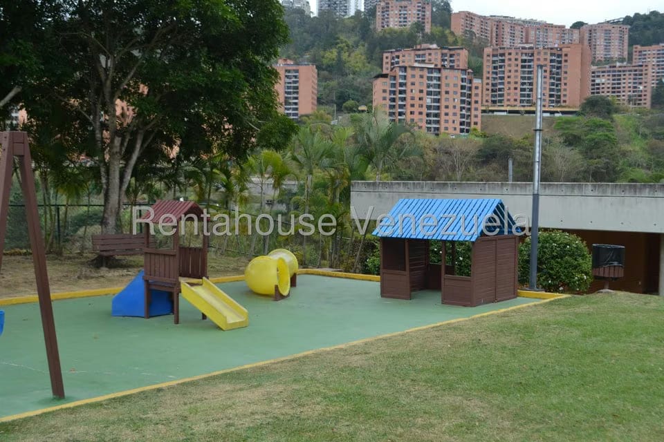 Apartamento (1 Nivel) en Alquiler en Escampadero, Distrito Metropolitano - 37