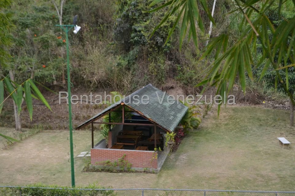 Apartamento (1 Nivel) en Alquiler en Escampadero, Distrito Metropolitano - 41