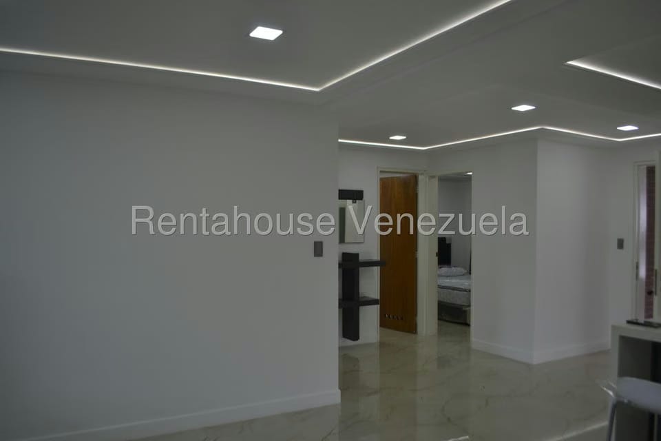 Apartamento (1 Nivel) en Alquiler en Escampadero, Distrito Metropolitano - 7