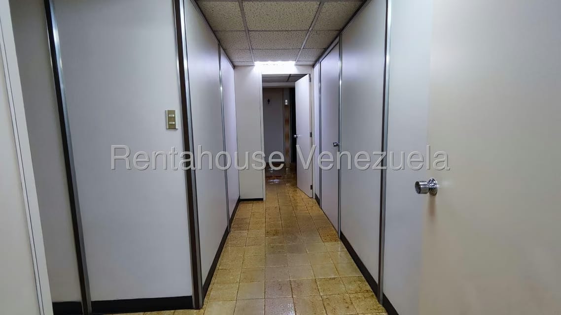 Comercial (Galpon - Deposito) en Venta en San Bernardino, Distrito Metropolitano - 6