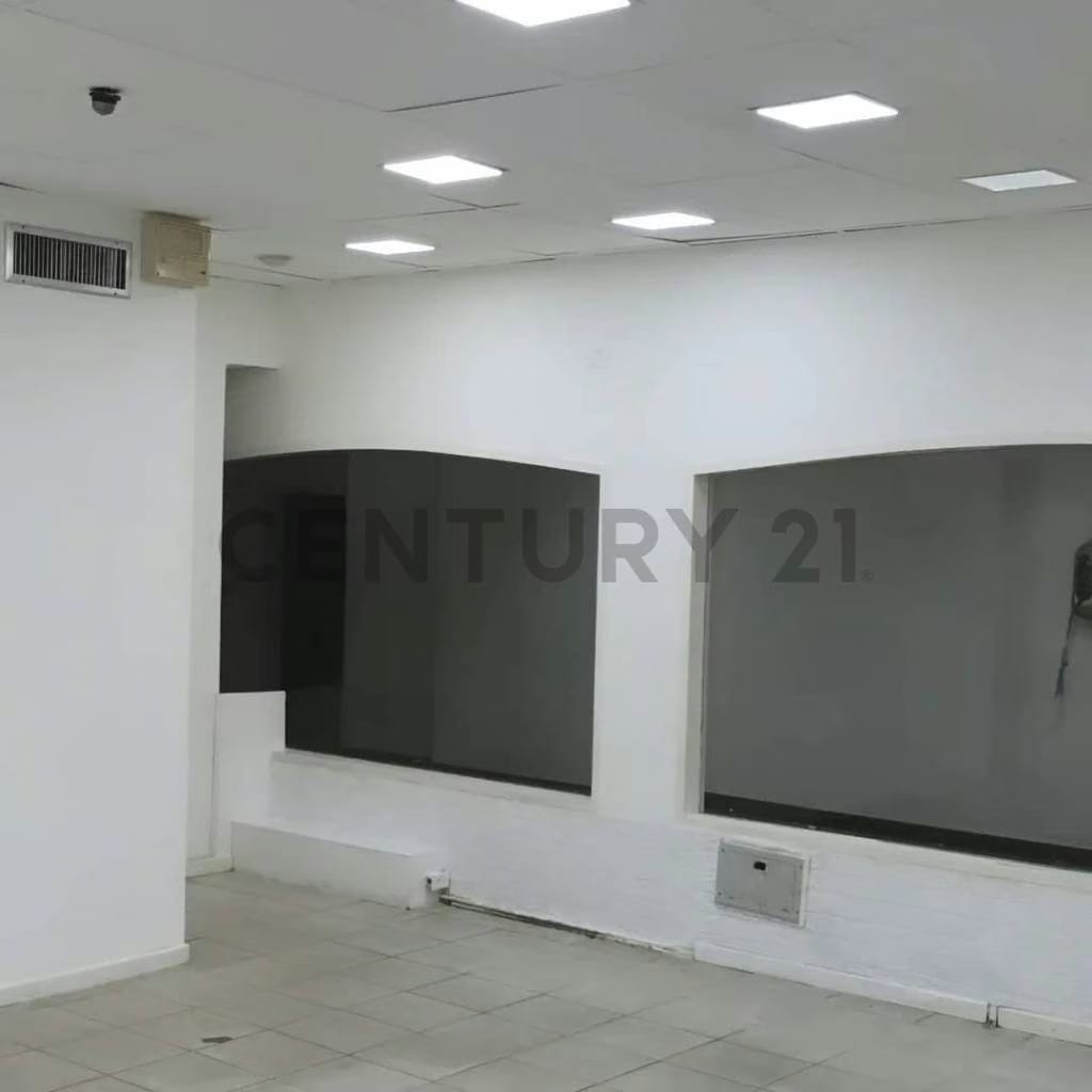 Local Comercial en Venta de 49 m2 en Centro Comercial Plazas las Américas - 5