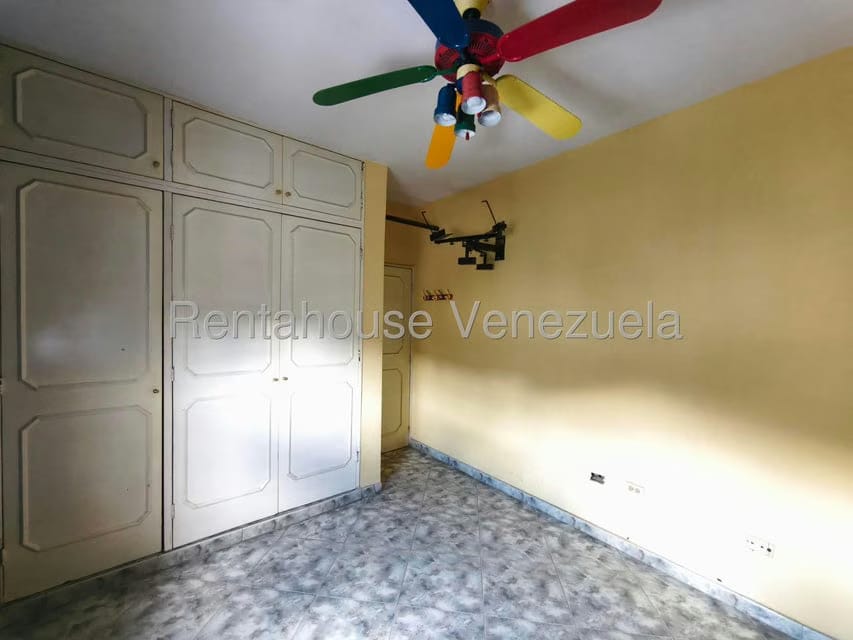 Apartamento (1 Nivel) en Venta en Avenida Victoria, Aragua - 18