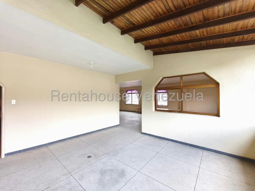 Apartamento (1 Nivel) en Venta en Avenida Victoria, Aragua - 27