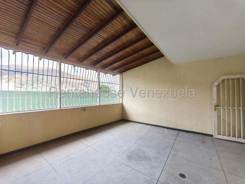 Apartamento (1 Nivel) en Venta en Avenida Victoria, Aragua - 28