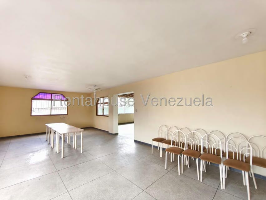 Apartamento (1 Nivel) en Venta en Avenida Victoria, Aragua - 30