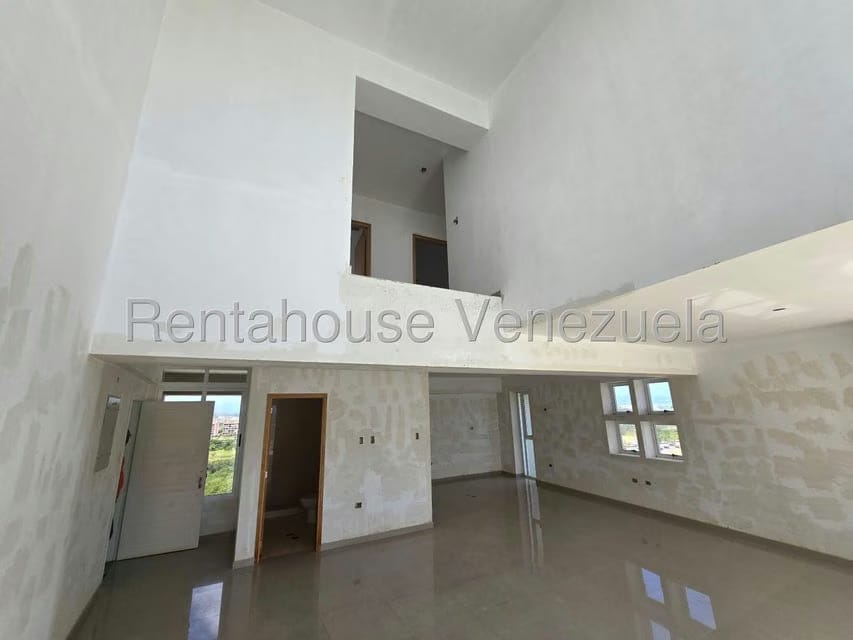 Apartamento (Penthouse) en Venta en Agua Sal, Miranda - 3