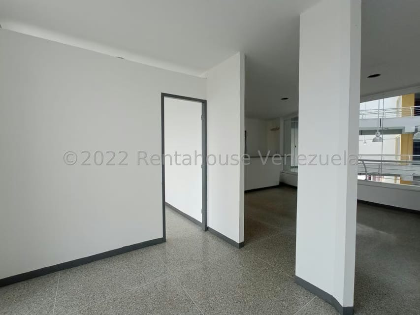 Comercial (Oficina) en Alquiler en Castillito, Carabobo - 12