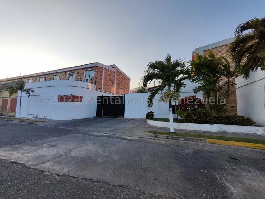 Casa (Duplex) en Venta en Morichal, Aragua - 82