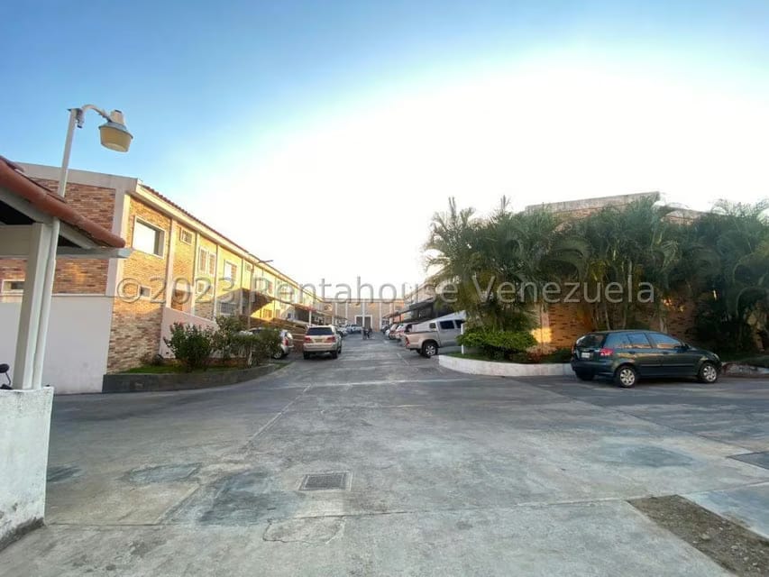 Casa (Duplex) en Venta en Morichal, Aragua - 85