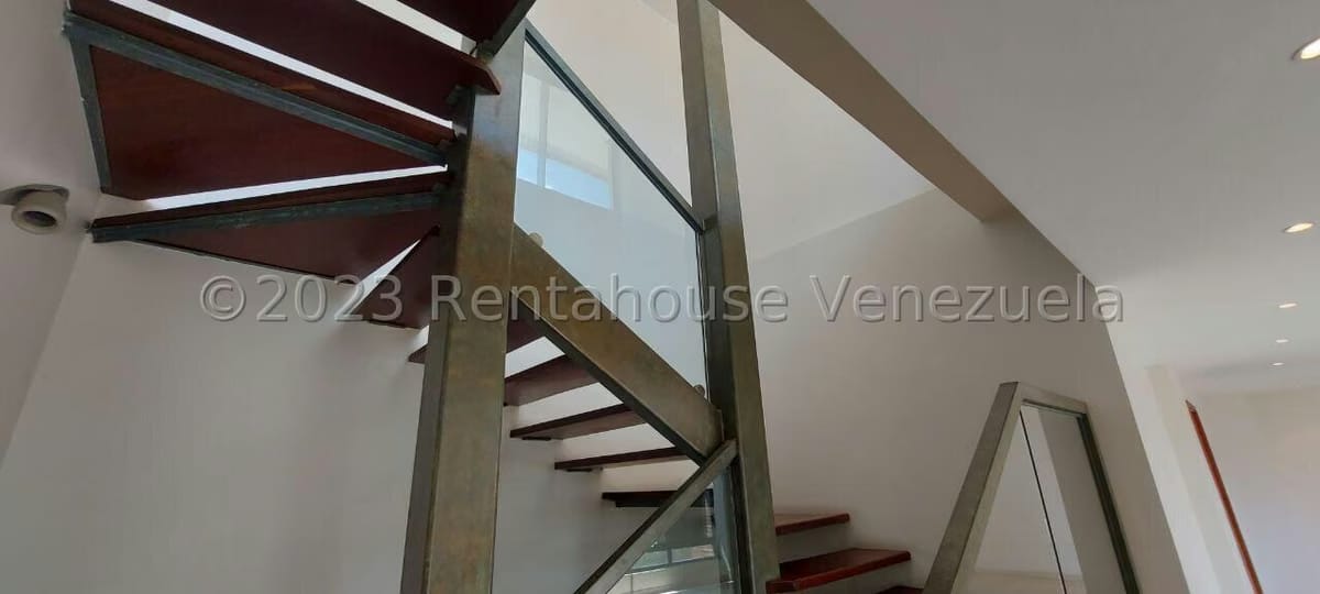 Apartamento (Penthouse) en Venta en Los Chorros, Distrito Metropolitano - 28