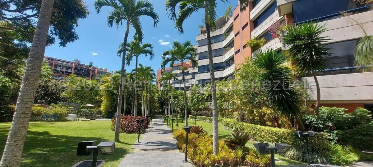 Apartamento (Penthouse) en Venta en Los Chorros, Distrito Metropolitano - 36