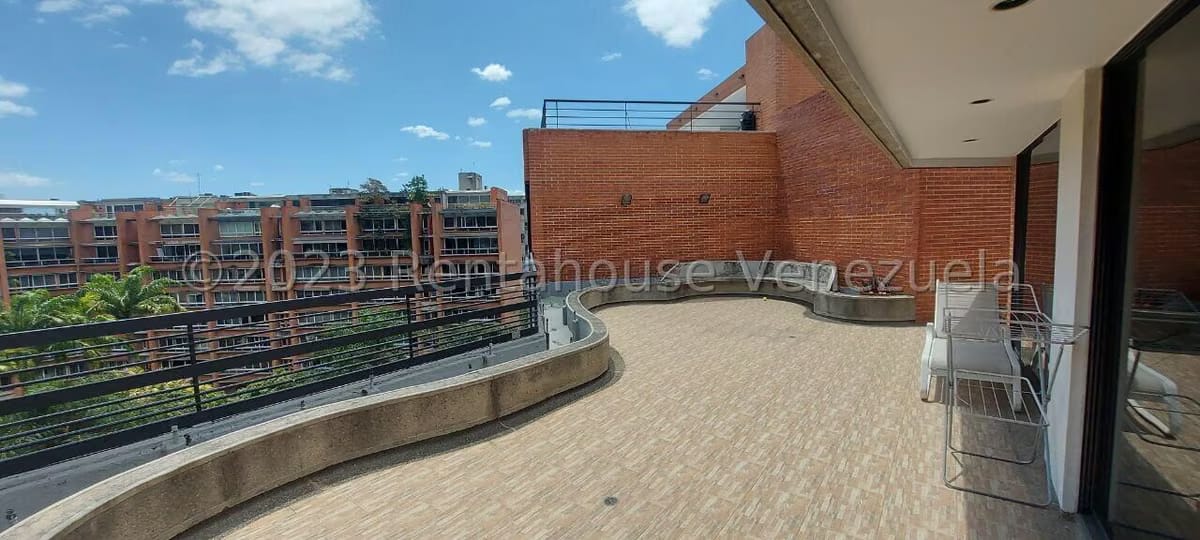 Apartamento (Penthouse) en Venta en Los Chorros, Distrito Metropolitano - 48