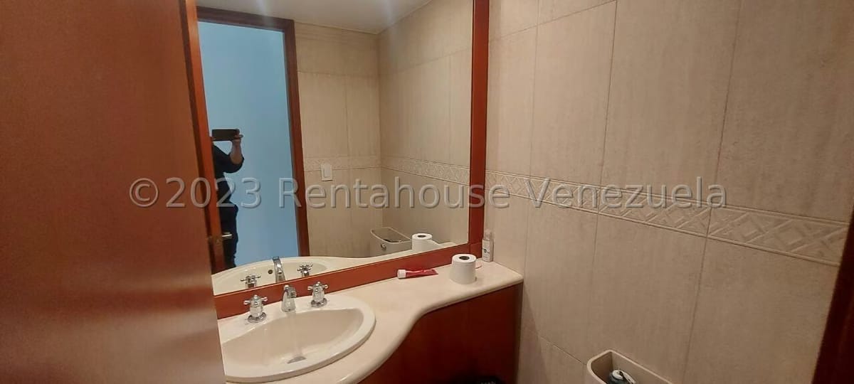 Apartamento (Penthouse) en Venta en Los Chorros, Distrito Metropolitano - 49