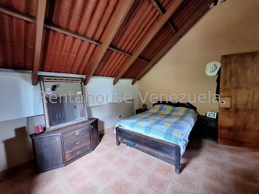 Terreno (Comercial) en Venta en La Colonia Tovar, Aragua - 65