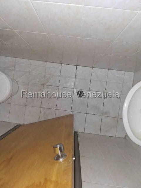 Comercial (Local Comercial) en Venta en Guarenas, Miranda - 8