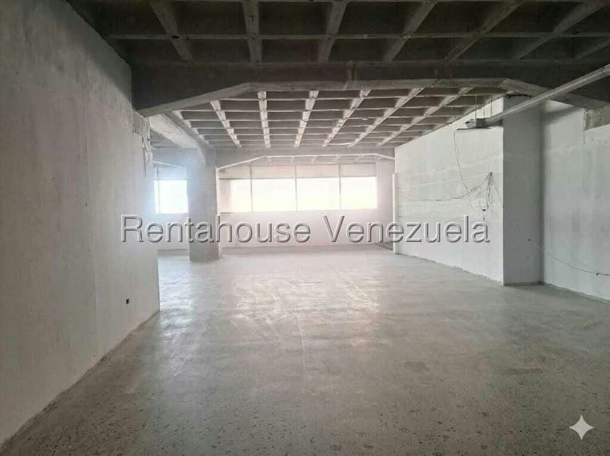 Comercial (Galpon - Deposito) en Alquiler en Boleita Norte, Distrito Metropolitano - 11