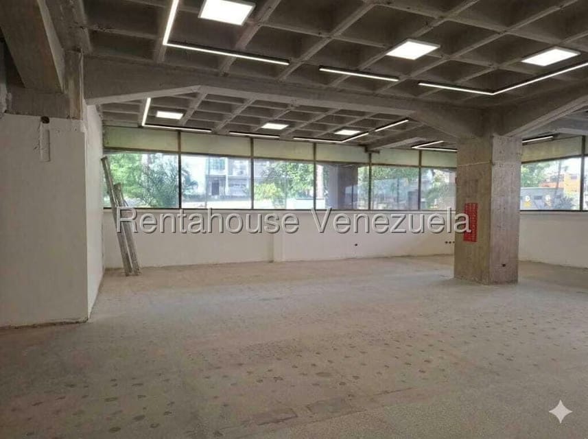 Comercial (Galpon - Deposito) en Alquiler en Boleita Norte, Distrito Metropolitano - 12