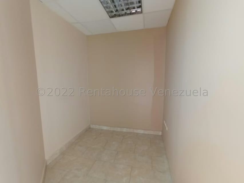 Comercial (Oficina) en Alquiler en Castillito, Carabobo - 13