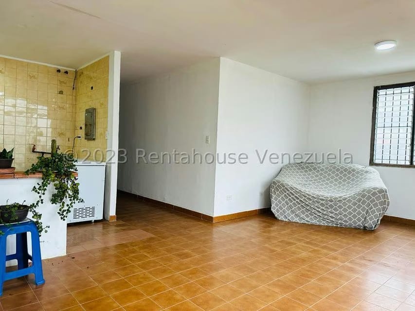 Casa (Multipes Niveles) en Venta en Parcelamiento El Prado, Miranda - 13