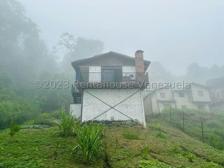 Casa (Multipes Niveles) en Venta en Parcelamiento El Prado, Miranda - 27